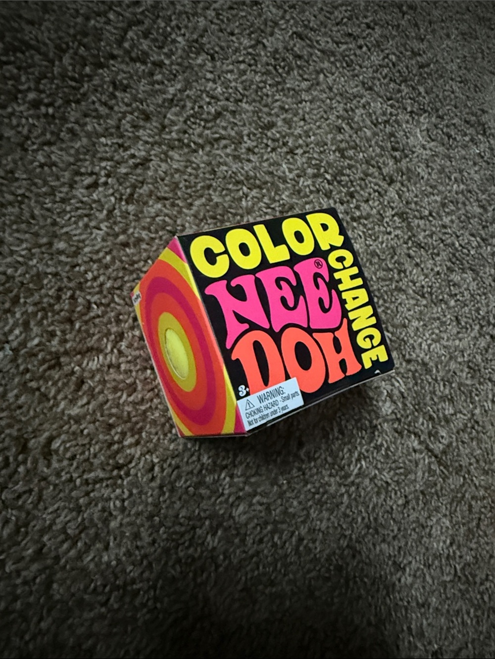 NeeDoh Color Change Stress Ball - Brightyellow
